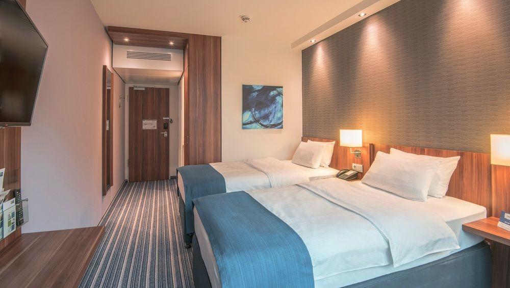 Holiday Inn Express Heidelberg City Centre エクステリア 写真