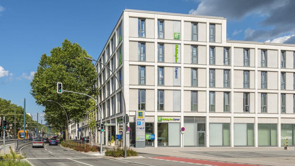 Holiday Inn Express Heidelberg City Centre エクステリア 写真