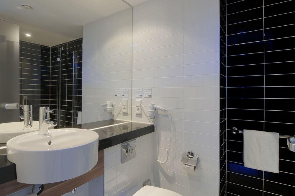 Holiday Inn Express Heidelberg City Centre エクステリア 写真