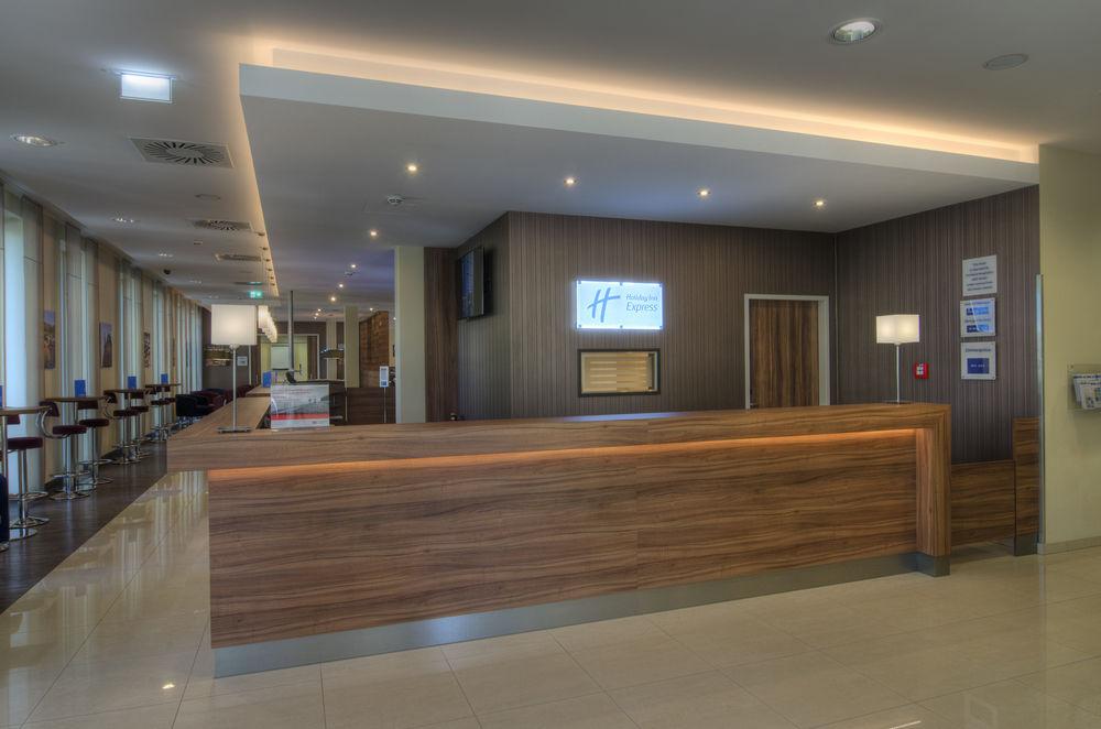 Holiday Inn Express Heidelberg City Centre エクステリア 写真