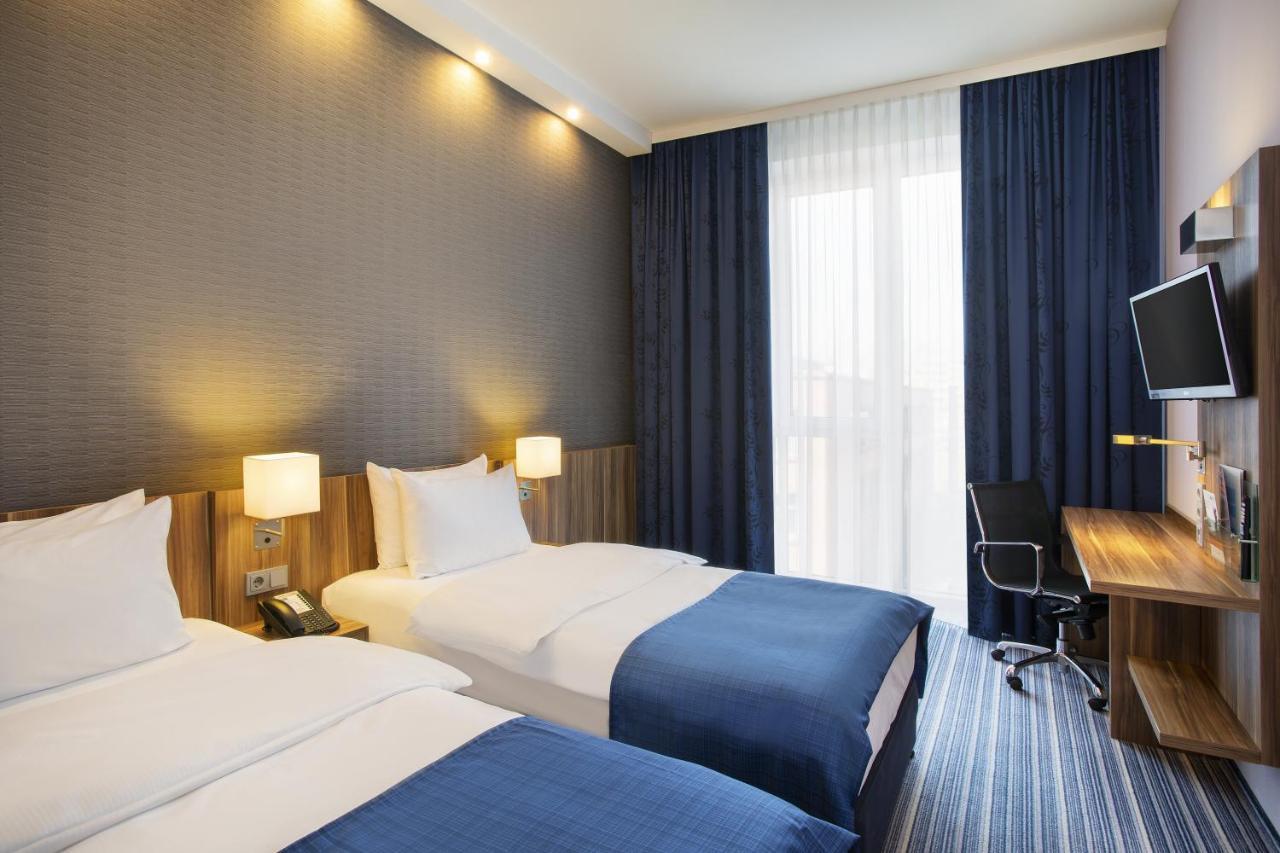 Holiday Inn Express Heidelberg City Centre エクステリア 写真
