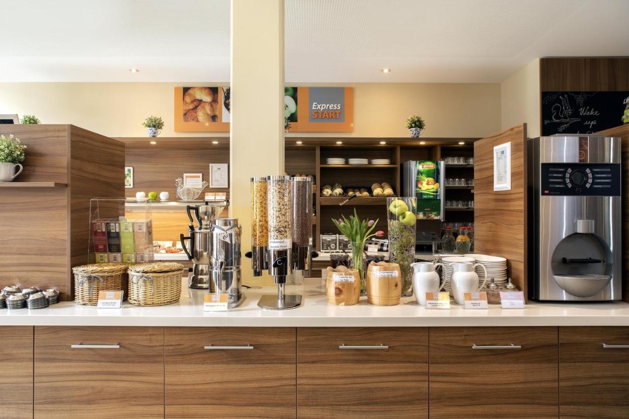 Holiday Inn Express Heidelberg City Centre エクステリア 写真